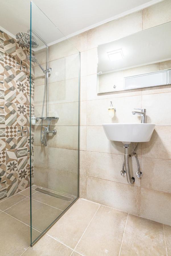 New Loft In The Heart Of City Center Heraklion Exterior foto